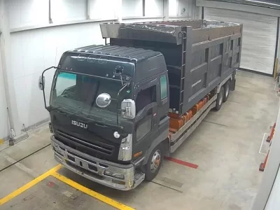 Isuzu TRUCK