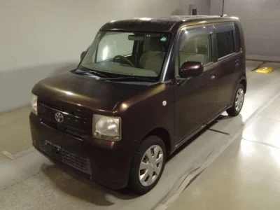 Toyota PIXIS SPACE