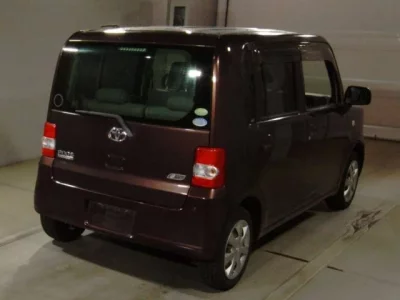 Toyota PIXIS SPACE