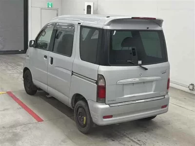 Daihatsu Atrai Wagon