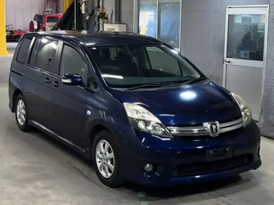 Toyota ISIS