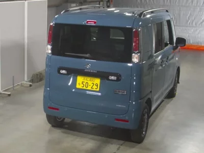 Suzuki SPACIA BASE