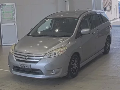 Nissan LAFESTA