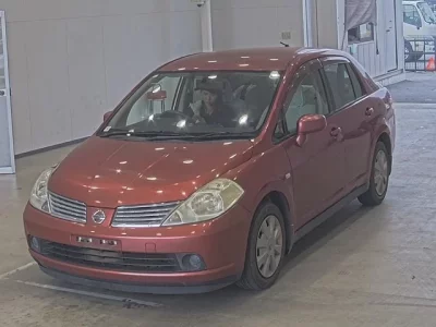 Nissan TIIDA LATIO