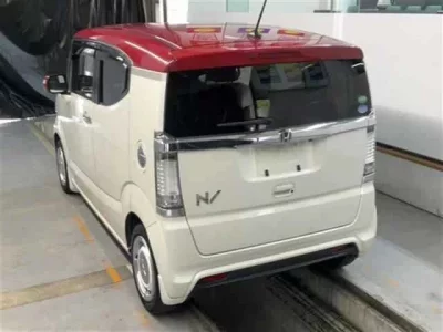 Honda N BOX SLASH