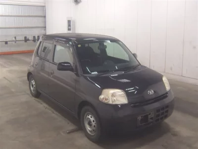 Daihatsu Esse