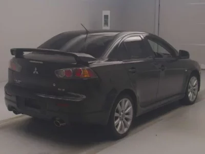 Mitsubishi GALANT FORTIS