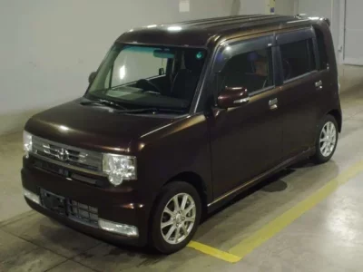 Toyota PIXIS SPACE