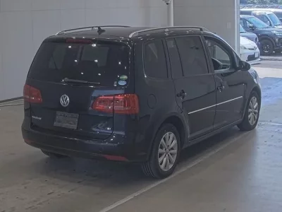 Volkswagen GOLF TOURAN
