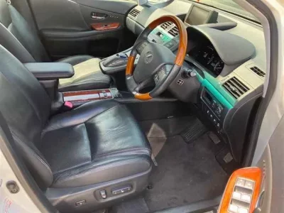 Lexus HS