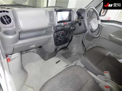 Mitsubishi MINICAB VAN