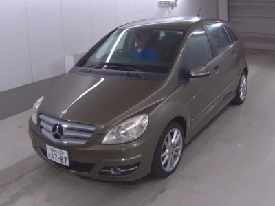 Mercedes-Benz B CLASS