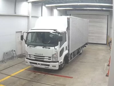 Isuzu FORWARD