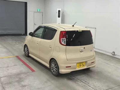 Suzuki MRWAGON