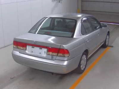 Nissan SUNNY