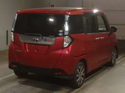 Toyota TANK