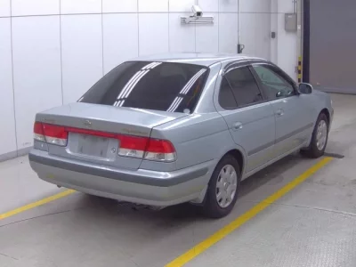 Nissan SUNNY