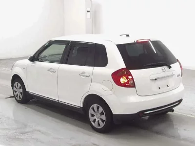 Mazda VERISA