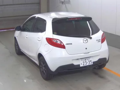 Mazda DEMIO