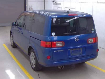 Nissan LAFESTA