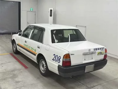 Toyota CROWN COMFORT