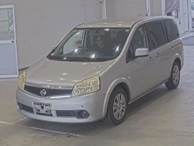 Nissan LAFESTA