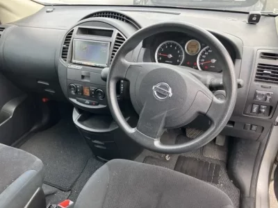 Nissan LAFESTA