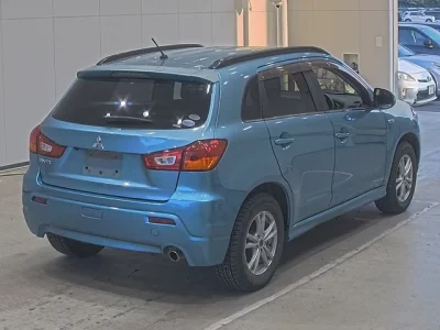Mitsubishi RVR