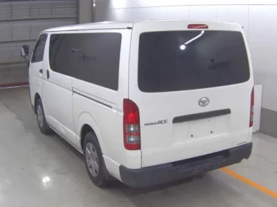 Toyota REGIUS ACE VAN
