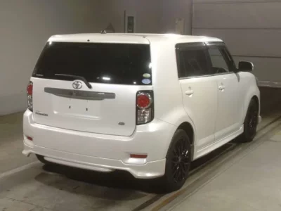 Toyota COROLLA RUMION
