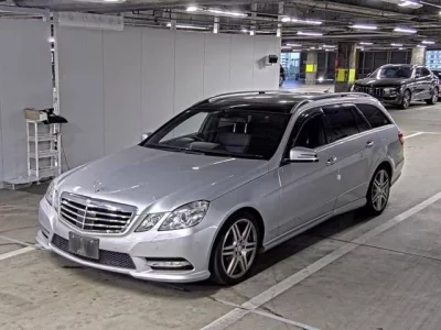 Mercedes-Benz E CLASS WAGON