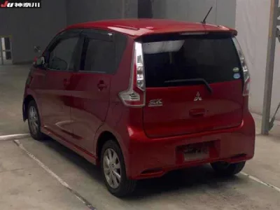 Mitsubishi EK CUSTOM