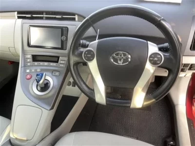 Toyota PRIUS PHV
