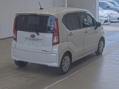 Subaru STELLA