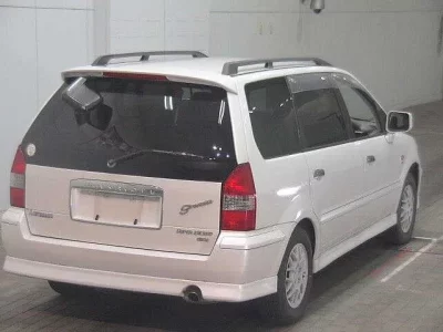 Mitsubishi CHARIOT GRANDIS