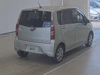 Subaru STELLA