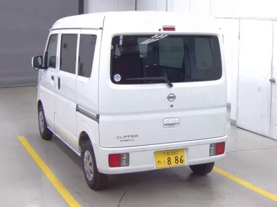 Nissan CLIPPER VAN