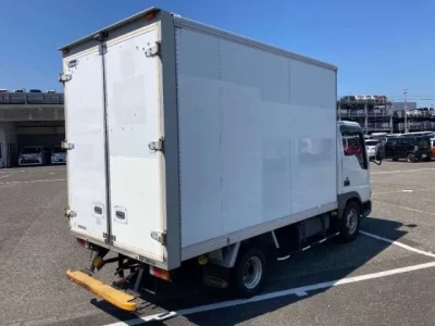 Mazda TITAN