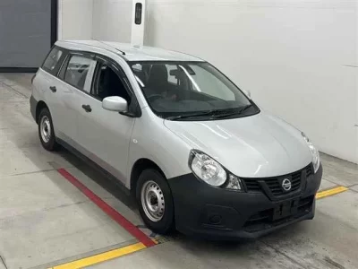 Nissan AD