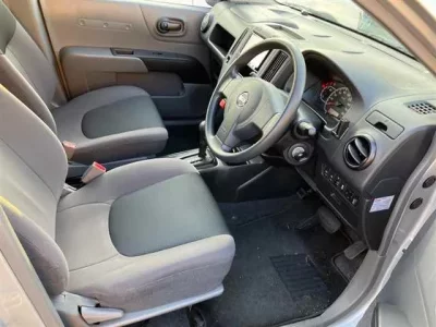 Nissan AD