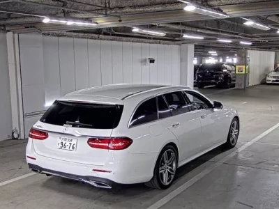 Mercedes-Benz E CLASS WAGON
