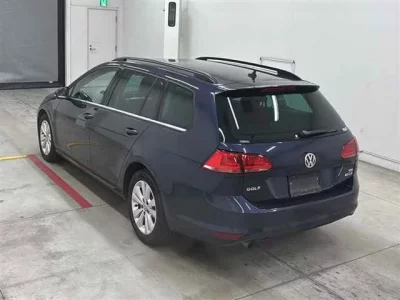 Volkswagen GOLF VARIANT