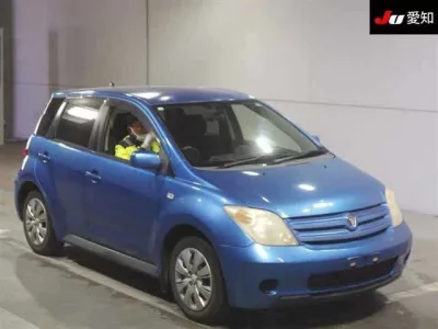Toyota IST