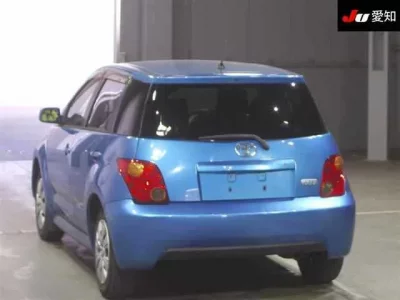 Toyota IST