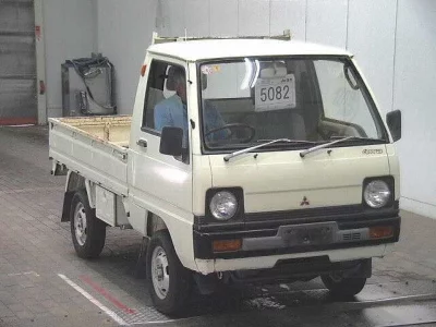 Mitsubishi MINICAB TRUCK