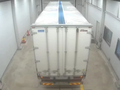 Isuzu TRUCK