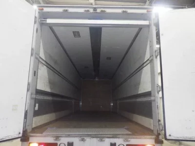 Isuzu TRUCK