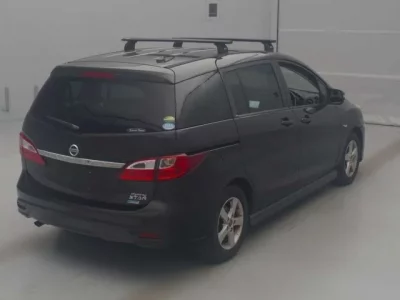 Nissan LAFESTA