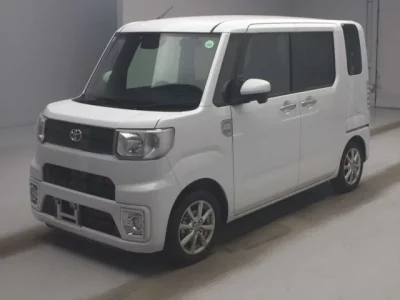 Toyota PIXIS MEGA