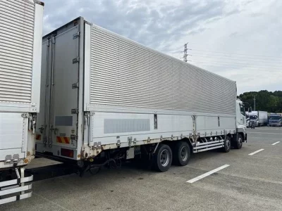Mitsubishi FUSO TRUCK